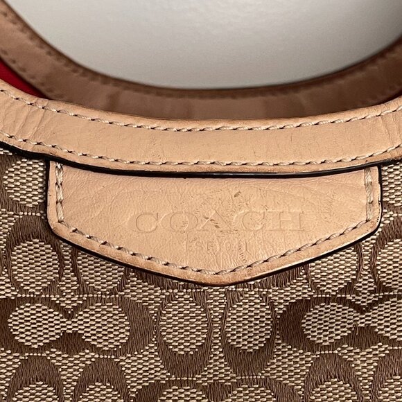 Coach Signature Orange Stripe Devin Shoulder Bag F26131 - Picture 2 of 11